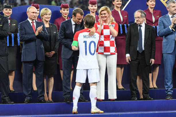 陷入低迷 陷入低迷